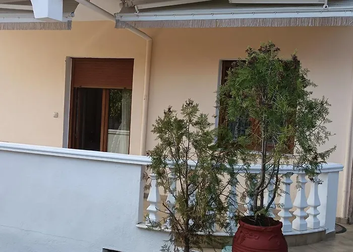Bella Casa *